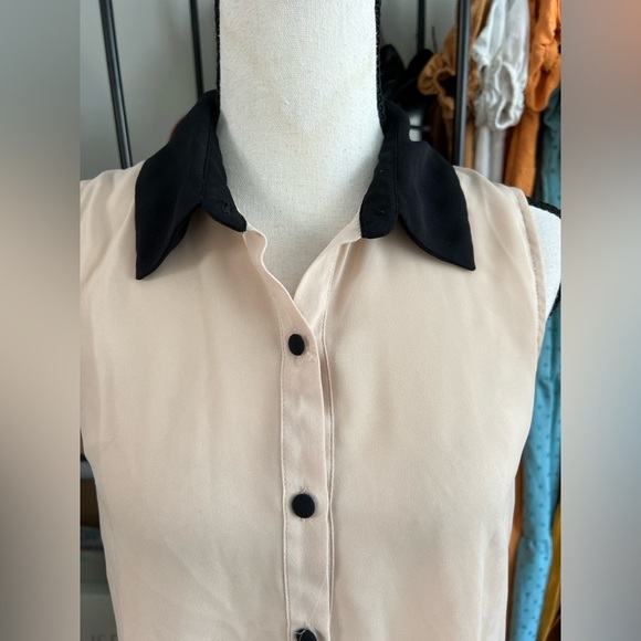 Kiss high low sleeves top - Picture 2 of 7